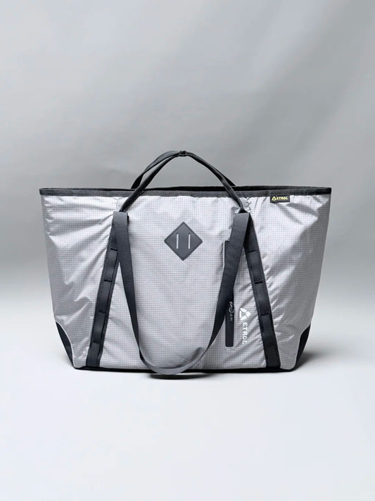 ETROL lightweight outdoor tote bag rear view with reinforced webbing